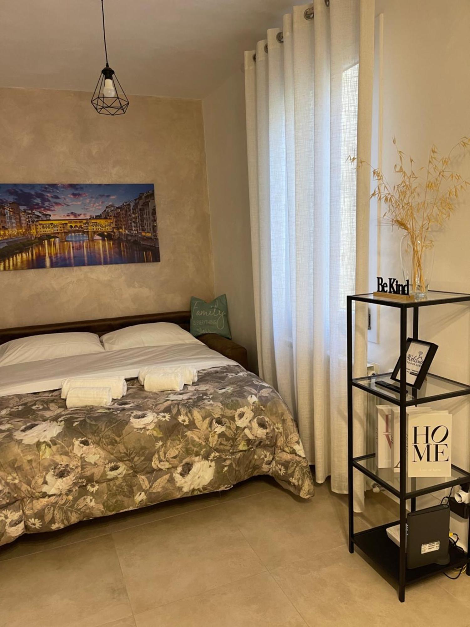 Magicflo Santa Croce Appartamento Florenz Exterior foto